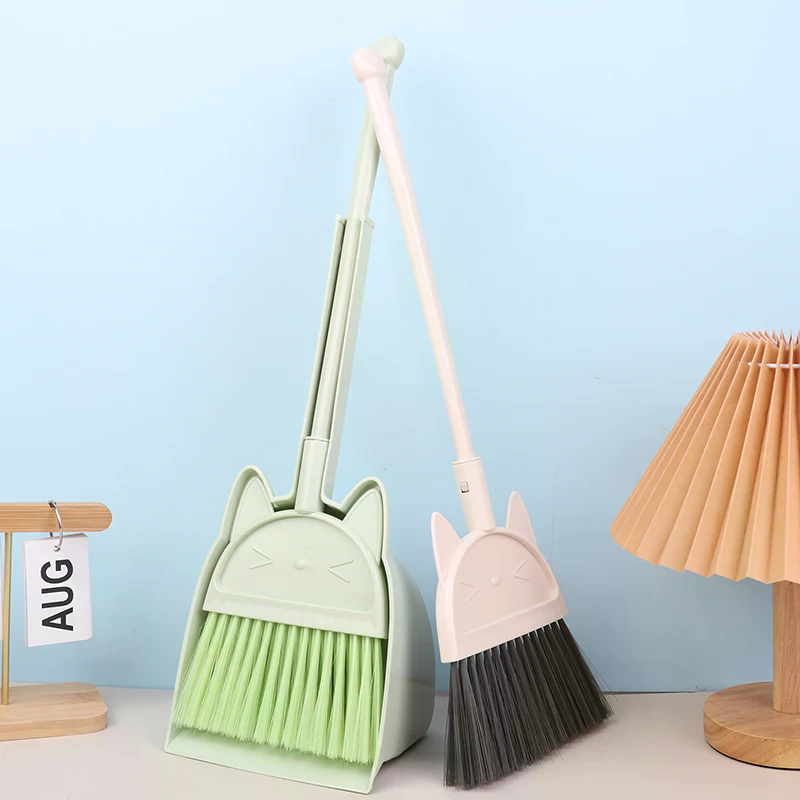 1 Set Cartoon Flexible Bristle - Kids Outdoor Broom recension och pris